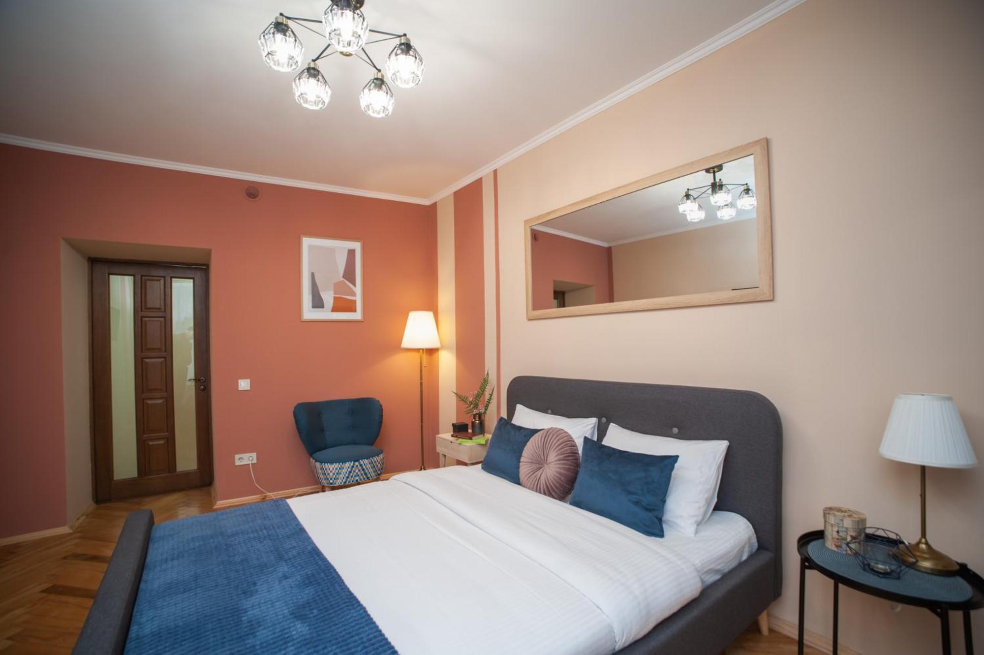 Romantic Suite, 3Mins To Rynok Square Львів Екстер'єр фото