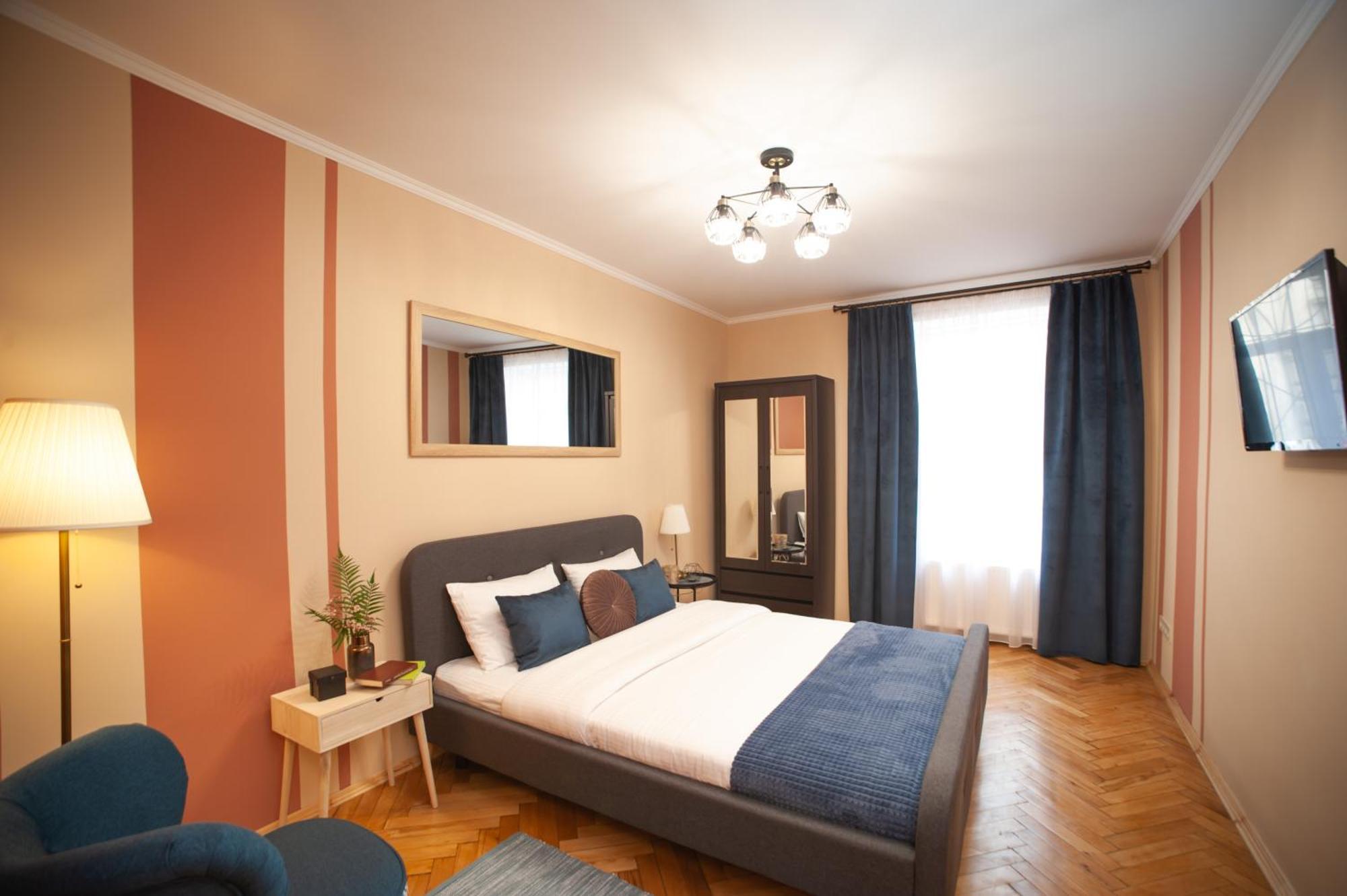 Romantic Suite, 3Mins To Rynok Square Львів Екстер'єр фото